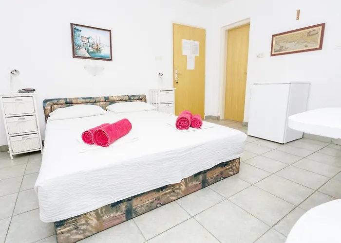 Lussino Apartamento *